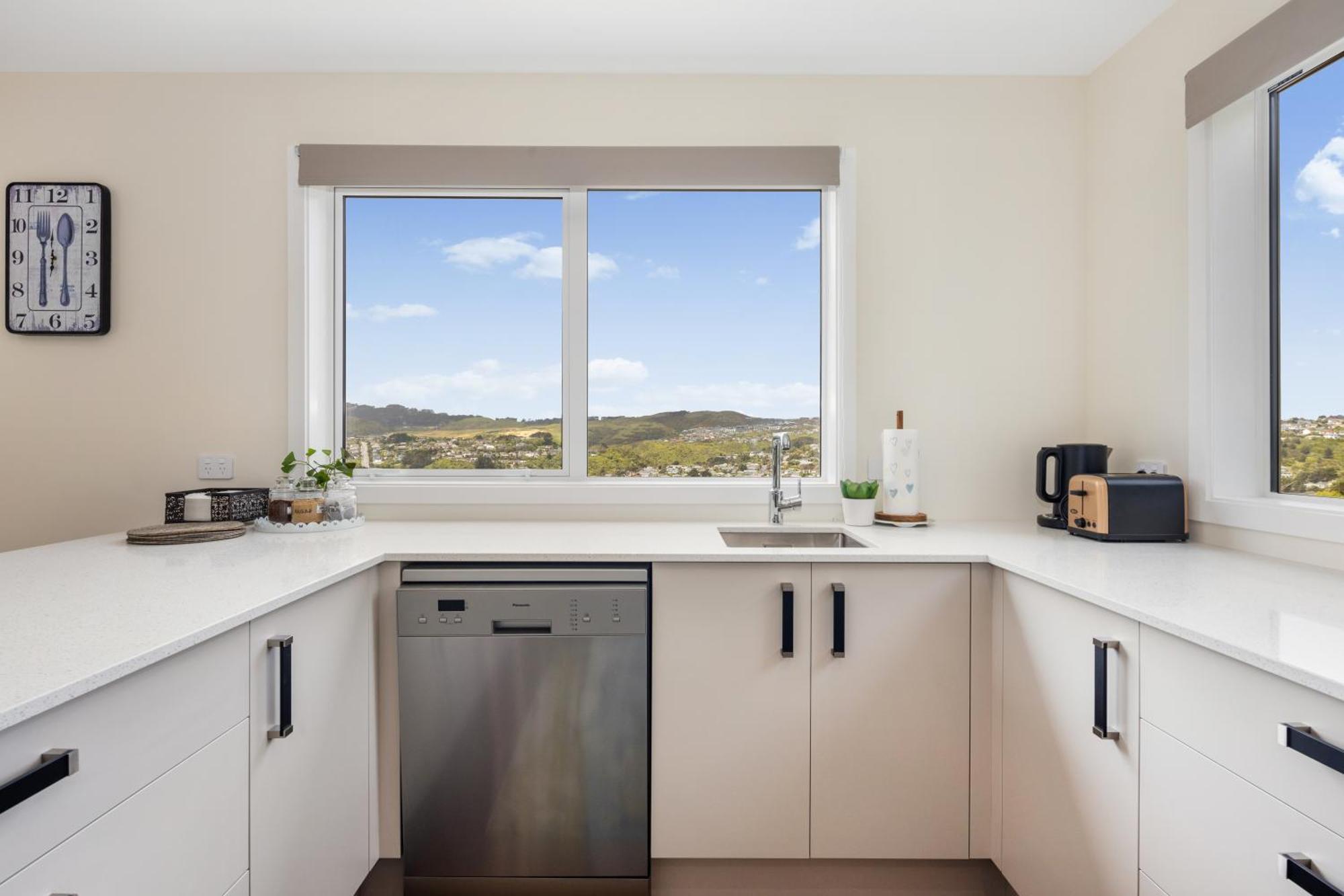 Stunning View, Privacy, Close To Ferry & Brand-New Wellington Eksteriør bilde