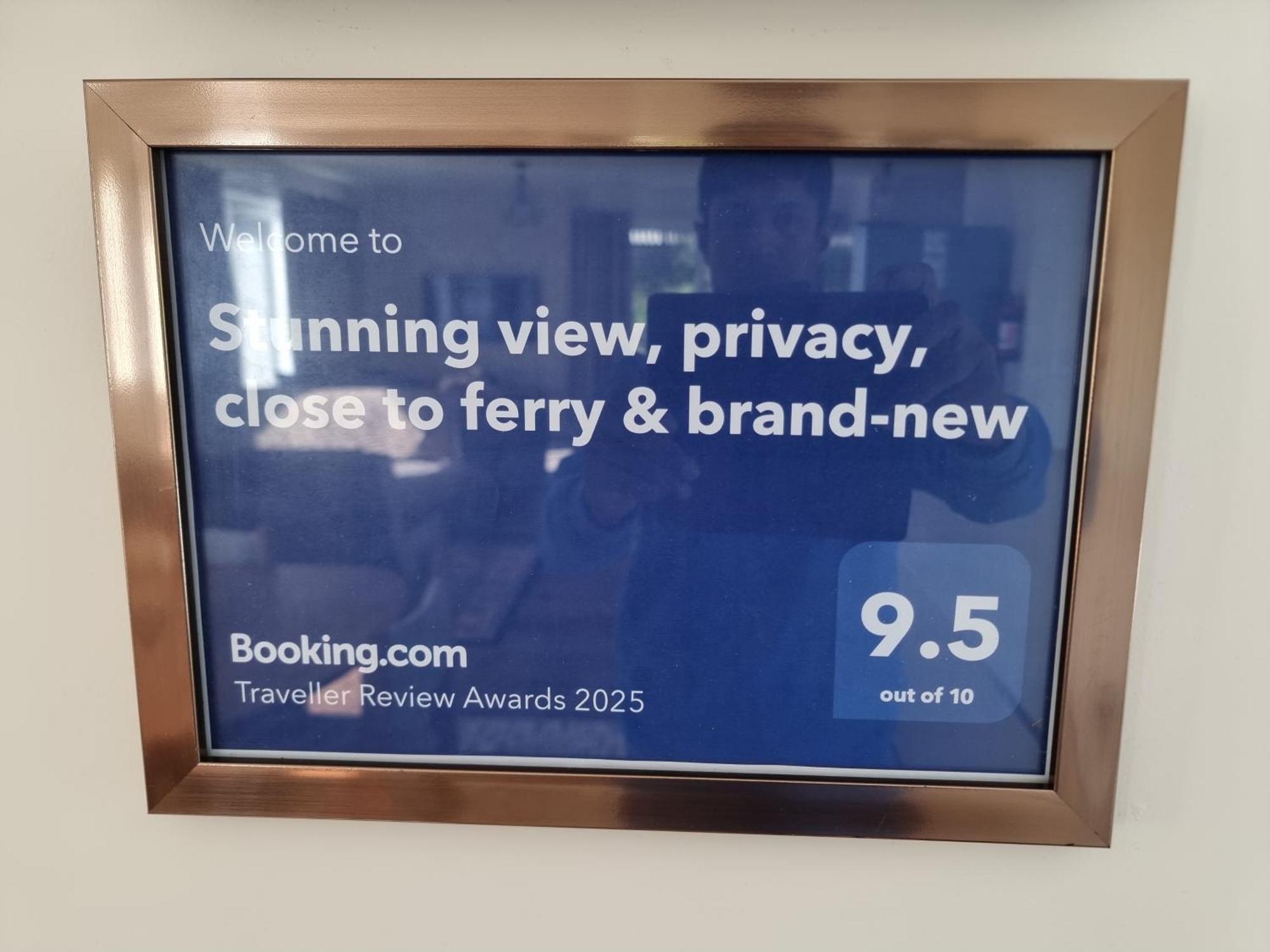 Stunning View, Privacy, Close To Ferry & Brand-New Wellington Eksteriør bilde